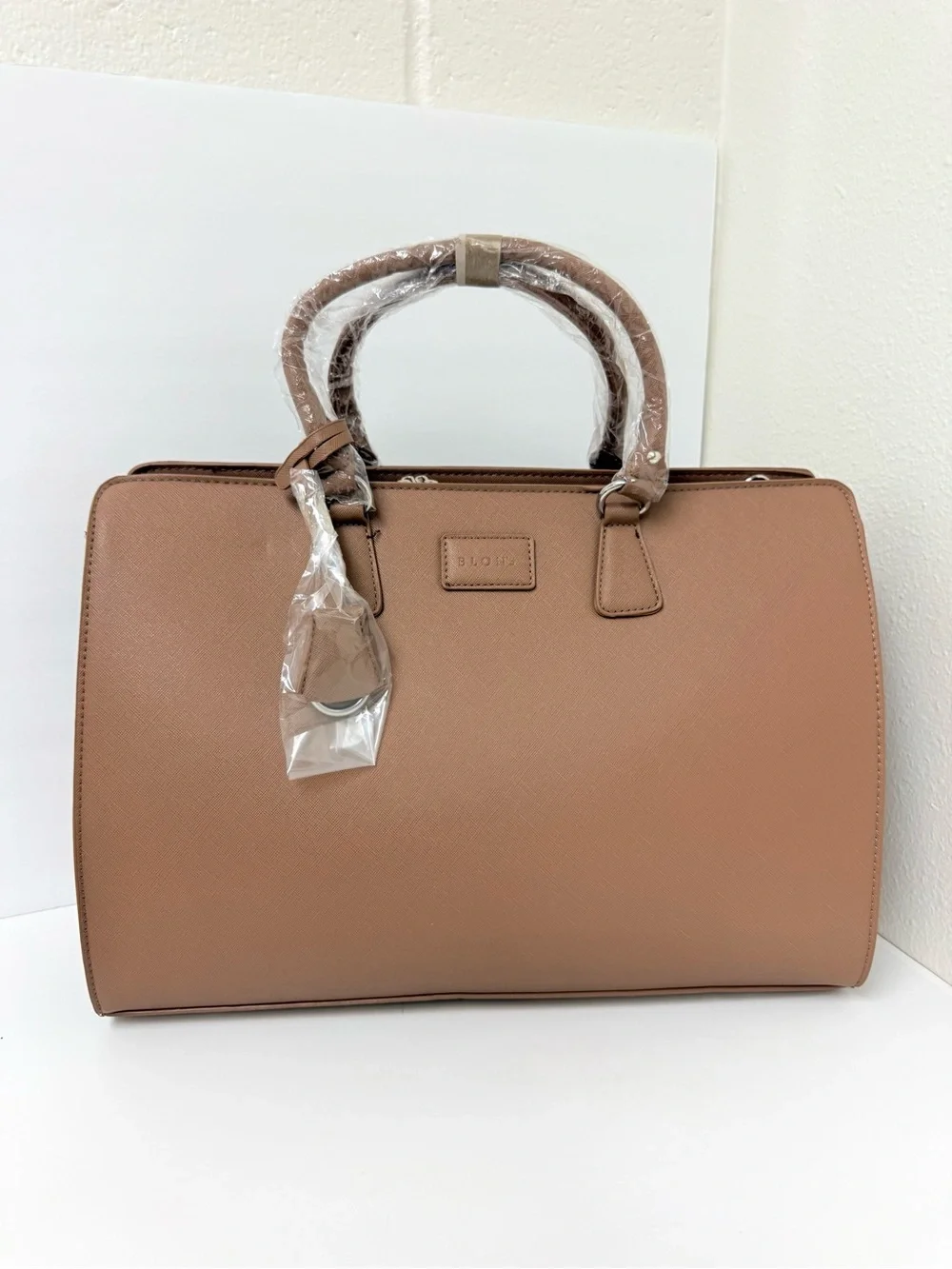 New Large Laptop Tan leather handbag for work with 3 large compartments